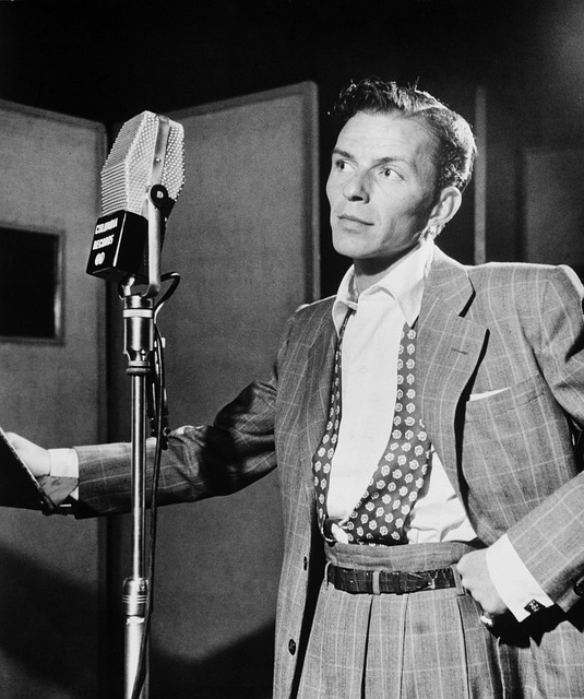 Fascinating Facts About the Life of the Iconic Entertainer Frank Sinatra: The Legend Behind the Voice