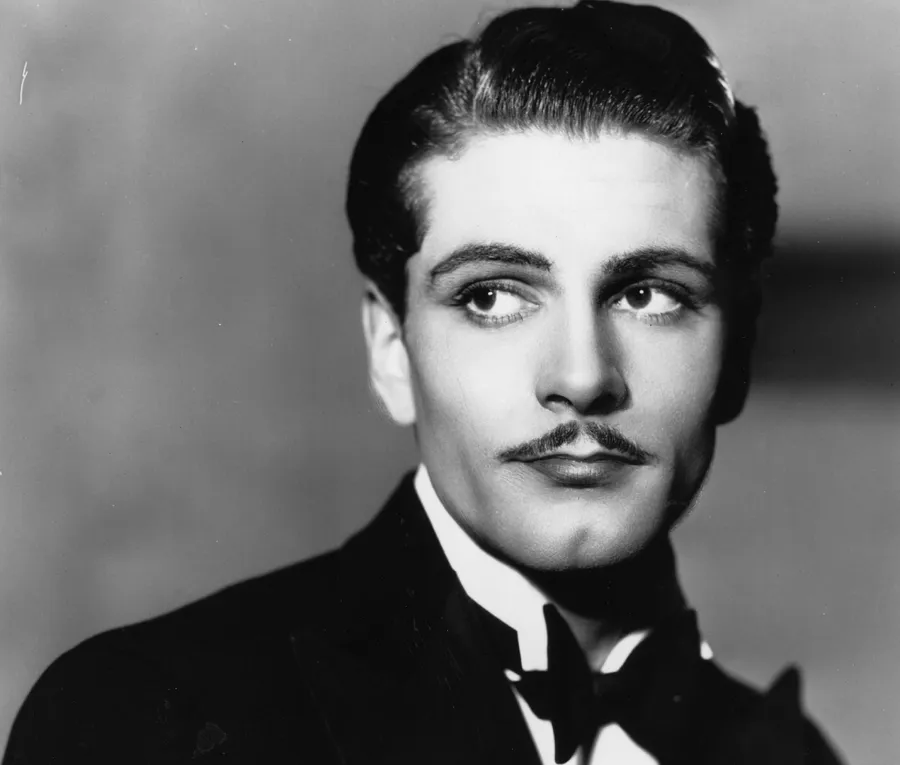 Laurence Olivier: An Entire Show of Interests